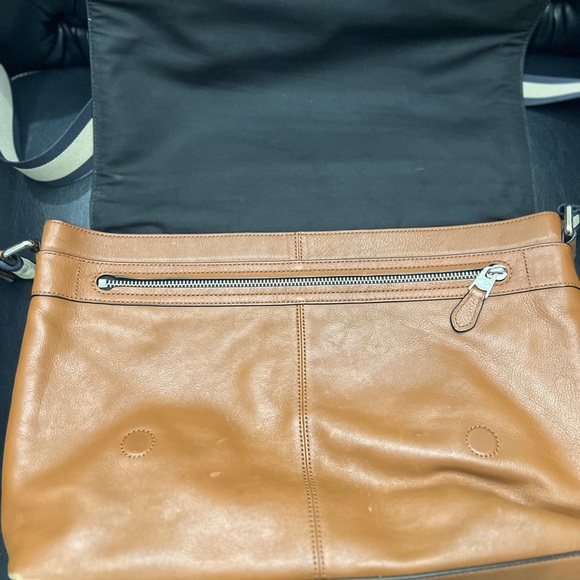 Coach Leather Messenger Bag in Tan - Picture 3 of 8